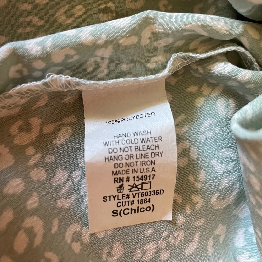 NWT vine & Love mint leopard top - Picture 6 of 6